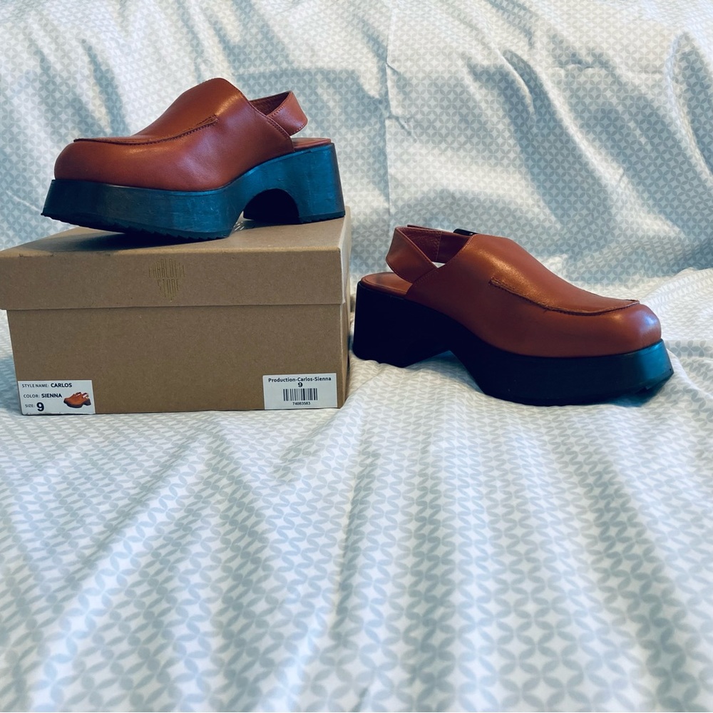 Charlotte Stone “Carlos” clog in Sienna